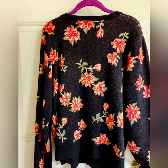 NEW! Draper James Rose Floral Cardigan Sweater Size XXL With Gold Tone Buttons - Picture 2 of 6
